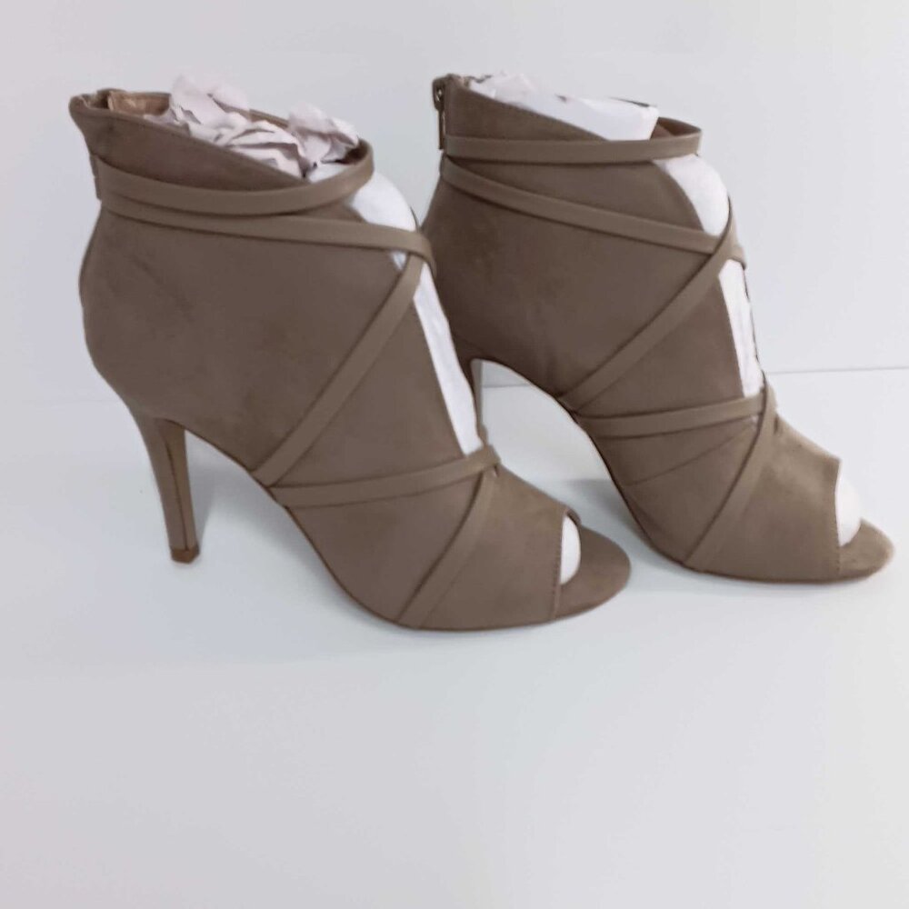 Journee Collection Women's Samara Peep Toe Booties - Taupe 7